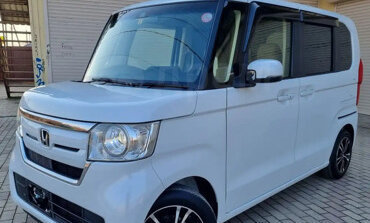 Honda N-BOX II, 2018 год, 1 050 000 рублей, 4 фотография