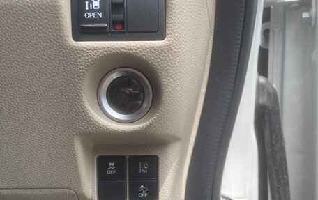 Honda N-BOX II, 2018 год, 1 050 000 рублей, 13 фотография