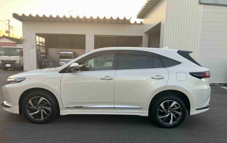 Toyota Harrier, 2018 год, 2 068 000 рублей, 3 фотография