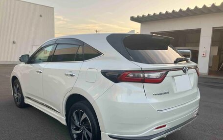 Toyota Harrier, 2018 год, 2 068 000 рублей, 4 фотография