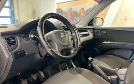 KIA Sportage II, 2010 год, 899 000 рублей, 18 фотография