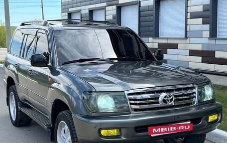 Toyota Land Cruiser 100 рестайлинг 2, 2001 год, 1 750 000 рублей, 4 фотография
