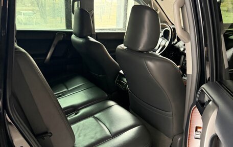 Toyota Land Cruiser Prado 150 рестайлинг 2, 2012 год, 2 880 000 рублей, 2 фотография