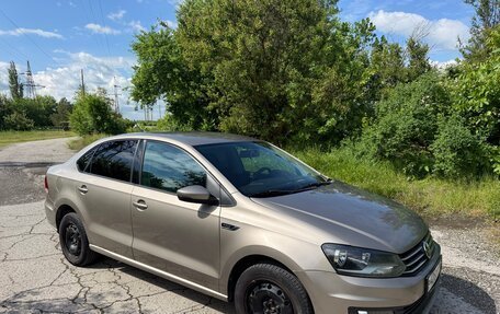 Volkswagen Polo VI (EU Market), 2018 год, 1 200 000 рублей, 2 фотография