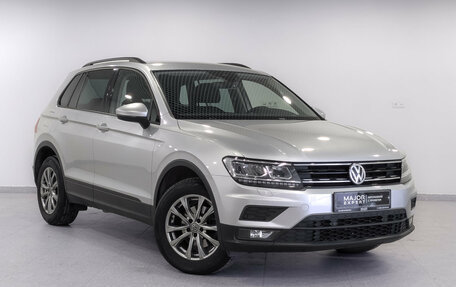 Volkswagen Tiguan II, 2019 год, 2 500 000 рублей, 3 фотография