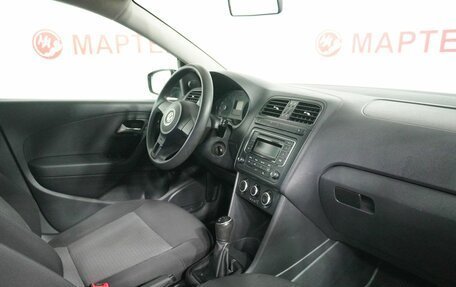 Volkswagen Polo VI (EU Market), 2013 год, 750 000 рублей, 10 фотография