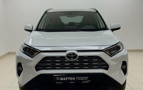 Toyota RAV4, 2020 год, 3 400 000 рублей, 2 фотография