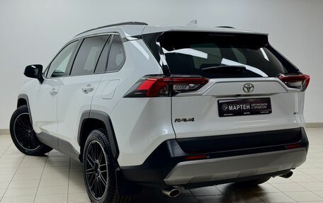 Toyota RAV4, 2020 год, 3 400 000 рублей, 4 фотография