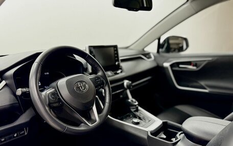 Toyota RAV4, 2020 год, 3 400 000 рублей, 11 фотография