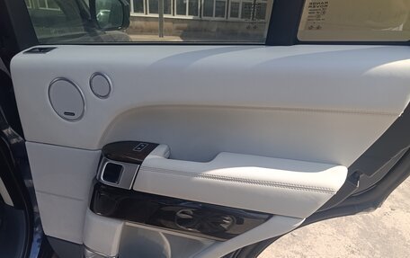 Land Rover Range Rover IV рестайлинг, 2014 год, 3 300 000 рублей, 12 фотография