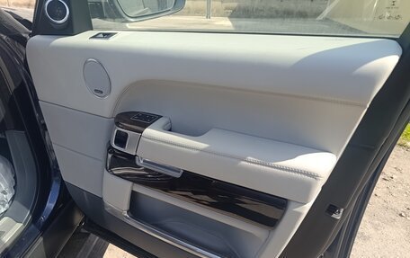 Land Rover Range Rover IV рестайлинг, 2014 год, 3 300 000 рублей, 10 фотография