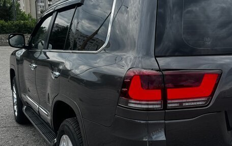 Toyota Land Cruiser 200, 2012 год, 4 610 000 рублей, 7 фотография