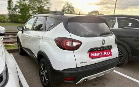 Renault Kaptur I рестайлинг, 2017 год, 1 389 000 рублей, 4 фотография