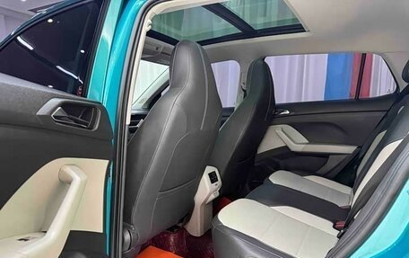 Volkswagen T-Cross I, 2022 год, 1 665 006 рублей, 8 фотография
