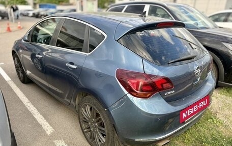 Opel Astra J, 2013 год, 679 000 рублей, 4 фотография