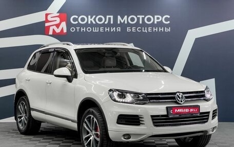 Volkswagen Touareg III, 2011 год, 2 199 900 рублей, 1 фотография
