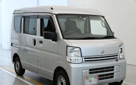 Nissan NV100 Clipper III, 2022 год, 500 000 рублей, 1 фотография