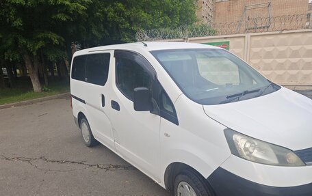 Nissan NV200, 2011 год, 750 000 рублей, 2 фотография