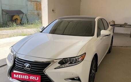 Lexus ES VII, 2017 год, 3 600 000 рублей, 19 фотография