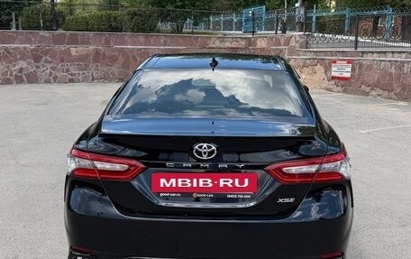 Toyota Camry, 2018 год, 2 655 000 рублей, 4 фотография