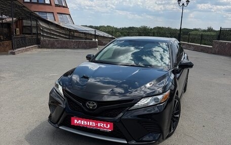 Toyota Camry, 2018 год, 2 655 000 рублей, 5 фотография