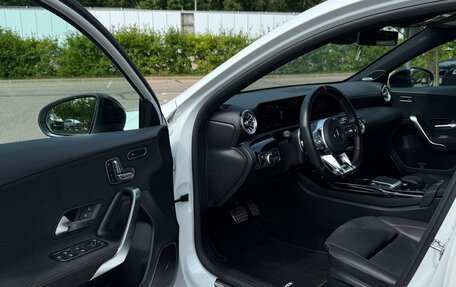 Mercedes-Benz A-Класс AMG, 2020 год, 3 880 000 рублей, 26 фотография