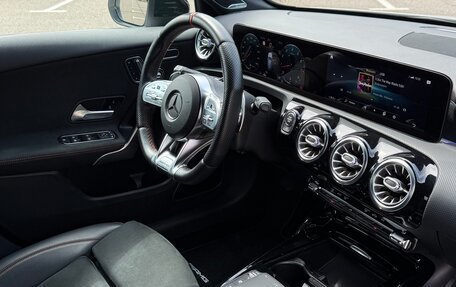 Mercedes-Benz A-Класс AMG, 2020 год, 3 880 000 рублей, 36 фотография