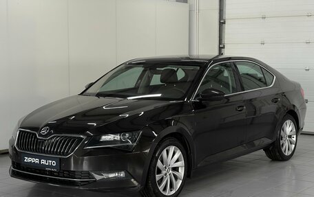 Skoda Superb III рестайлинг, 2016 год, 1 850 000 рублей, 3 фотография