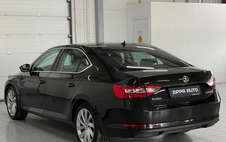 Skoda Superb III рестайлинг, 2016 год, 1 850 000 рублей, 6 фотография