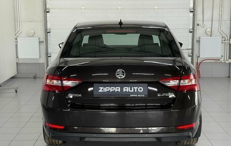Skoda Superb III рестайлинг, 2016 год, 1 850 000 рублей, 5 фотография