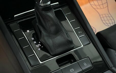 Skoda Superb III рестайлинг, 2016 год, 1 850 000 рублей, 17 фотография