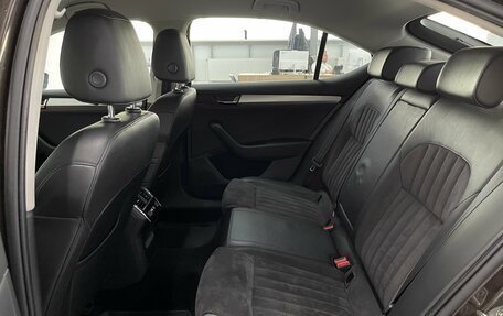 Skoda Superb III рестайлинг, 2016 год, 1 850 000 рублей, 22 фотография