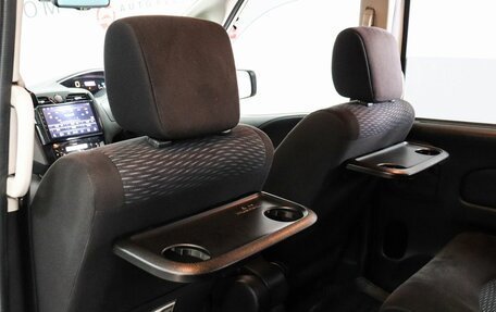 Nissan Serena IV, 2016 год, 1 569 000 рублей, 11 фотография