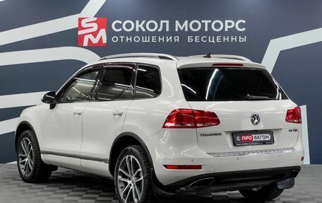 Volkswagen Touareg III, 2011 год, 2 199 900 рублей, 4 фотография