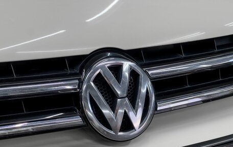 Volkswagen Touareg III, 2011 год, 2 199 900 рублей, 17 фотография