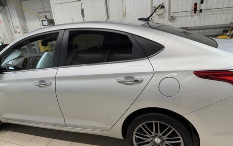 Hyundai Solaris II рестайлинг, 2020 год, 1 700 000 рублей, 8 фотография