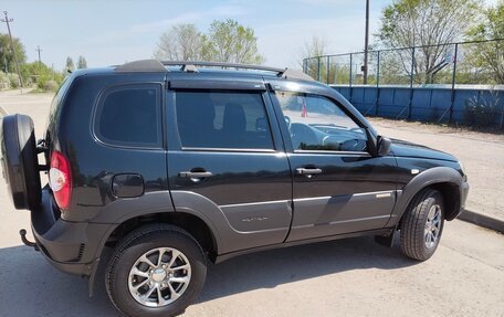 Chevrolet Niva I рестайлинг, 2015 год, 620 000 рублей, 4 фотография