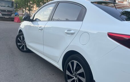 KIA Rio IV, 2017 год, 1 200 000 рублей, 5 фотография
