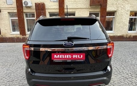 Ford Explorer VI, 2019 год, 3 350 000 рублей, 6 фотография
