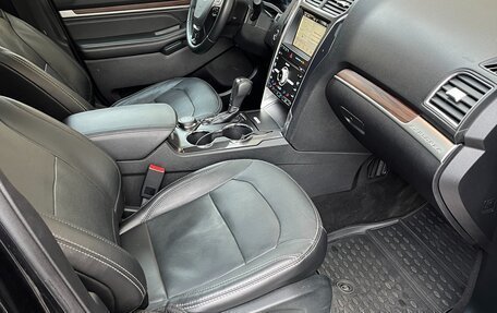 Ford Explorer VI, 2019 год, 3 350 000 рублей, 17 фотография