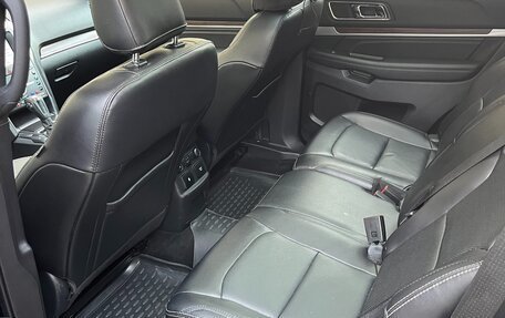 Ford Explorer VI, 2019 год, 3 350 000 рублей, 30 фотография