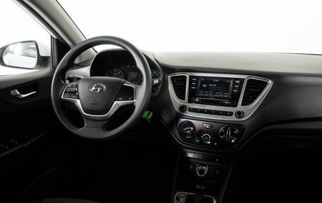 Hyundai Solaris II рестайлинг, 2021 год, 1 648 000 рублей, 13 фотография