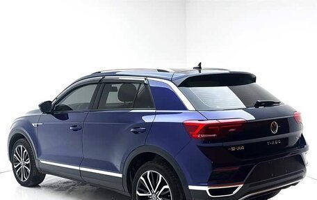 Volkswagen T-Roc I, 2022 год, 1 530 000 рублей, 4 фотография
