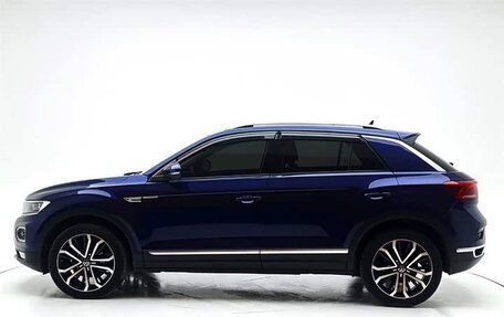Volkswagen T-Roc I, 2022 год, 1 530 000 рублей, 7 фотография