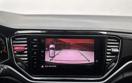 Volkswagen T-Roc I, 2022 год, 1 530 000 рублей, 13 фотография