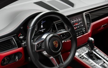 Porsche Macan I рестайлинг, 2017 год, 4 200 000 рублей, 9 фотография