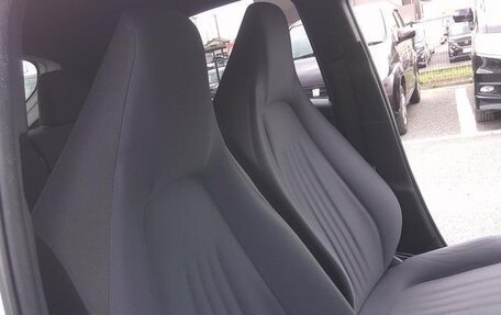 Toyota Yaris, 2021 год, 820 000 рублей, 21 фотография