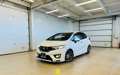 Honda Fit III, 2013 год, 1 529 999 рублей, 1 фотография