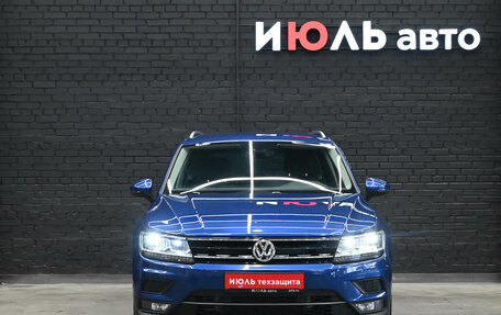 Volkswagen Tiguan II, 2018 год, 3 650 000 рублей, 2 фотография