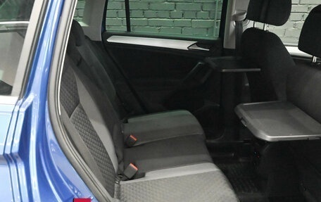 Volkswagen Tiguan II, 2018 год, 3 650 000 рублей, 11 фотография